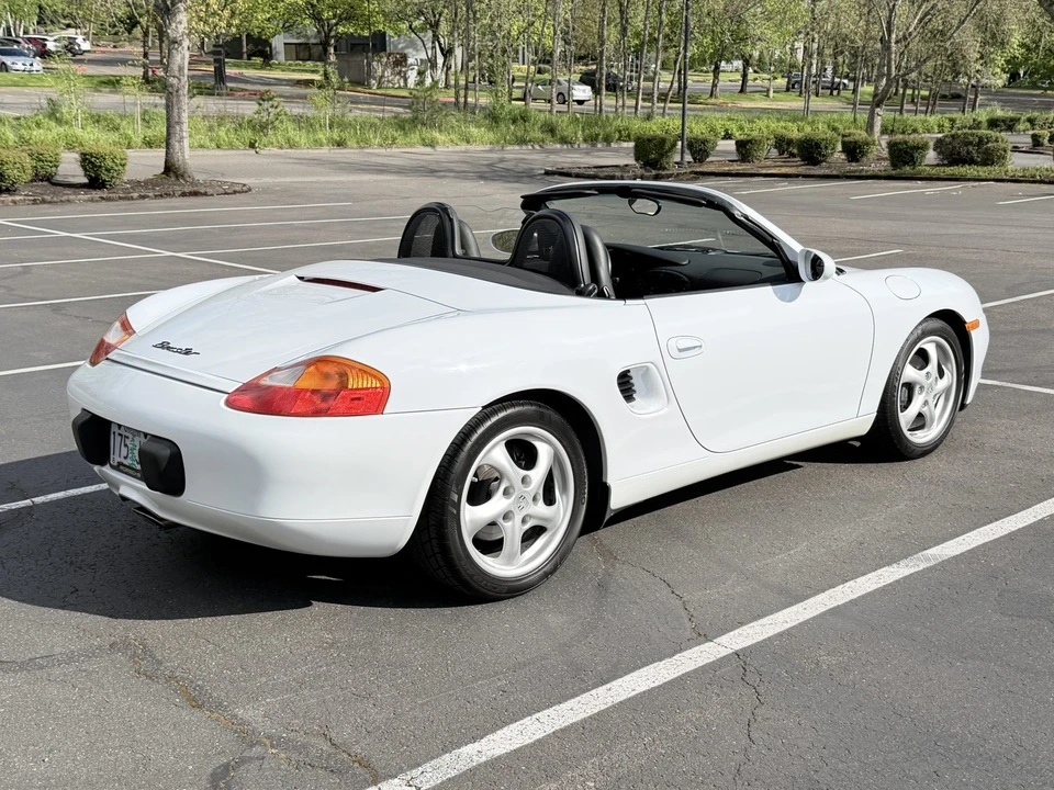 1998 Porsche 986 Boxster - Image 8 of 31