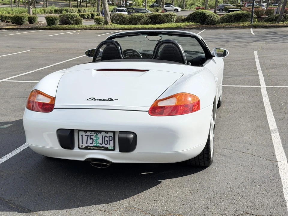 1998 Porsche 986 Boxster - Image 10 of 31