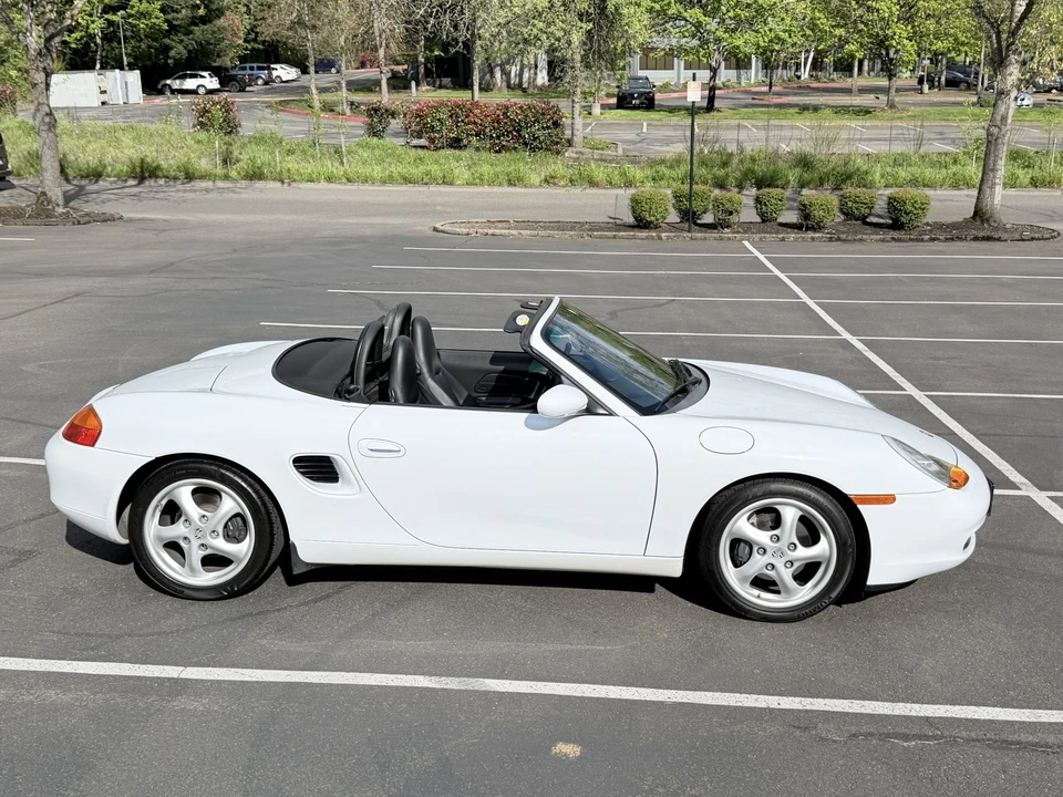 1998 Porsche 986 Boxster - Image 28 of 31