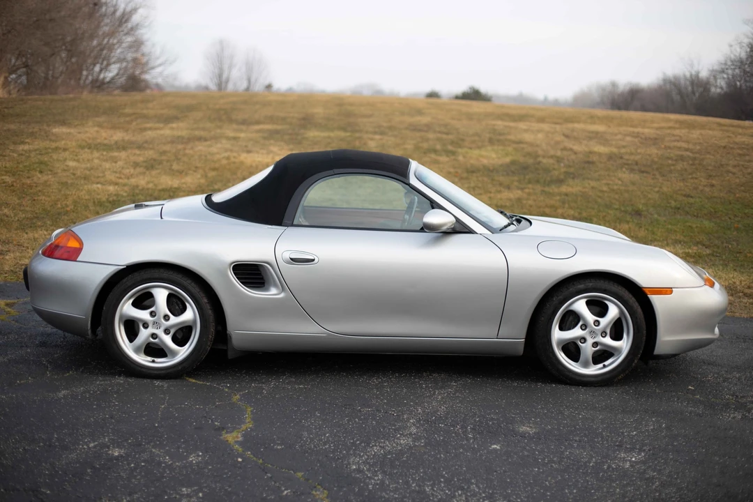 1998 Porsche 986 Boxster - Image 25 of 31