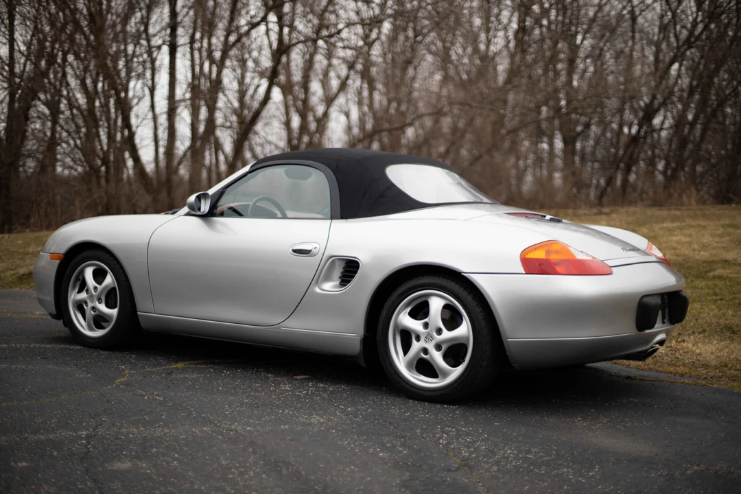 1998 Porsche 986 Boxster - Image 11 of 31
