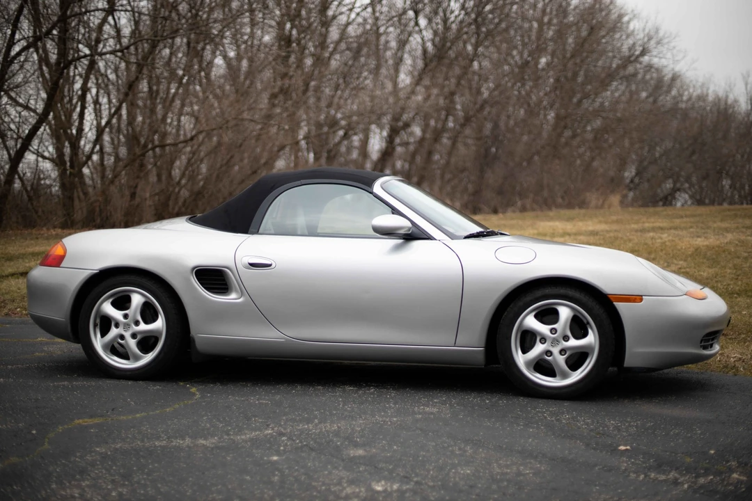 1998 Porsche 986 Boxster - Image 24 of 31