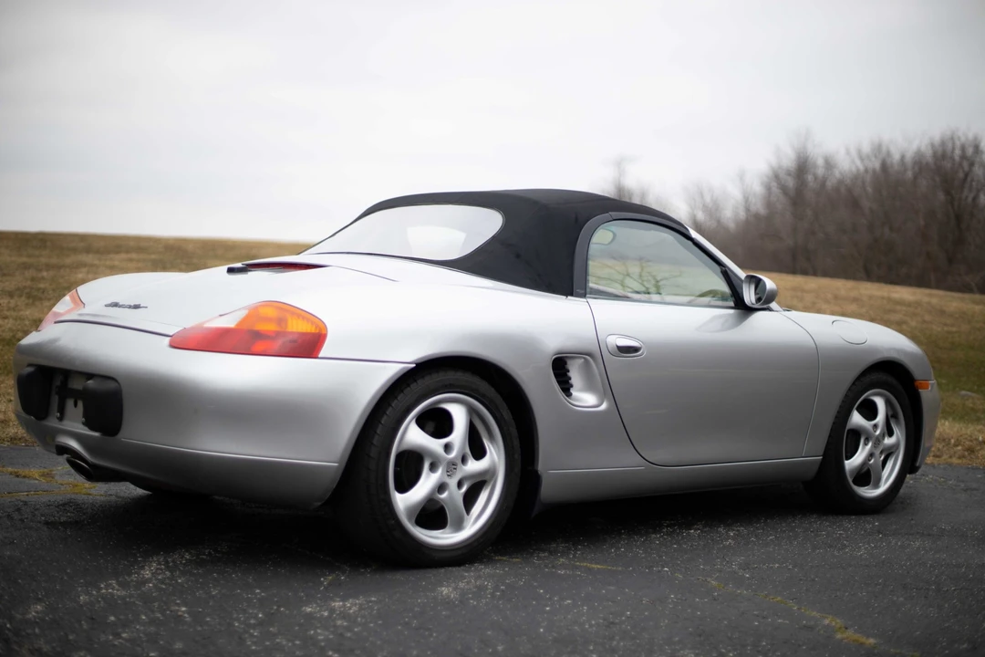 1998 Porsche 986 Boxster - Image 23 of 31