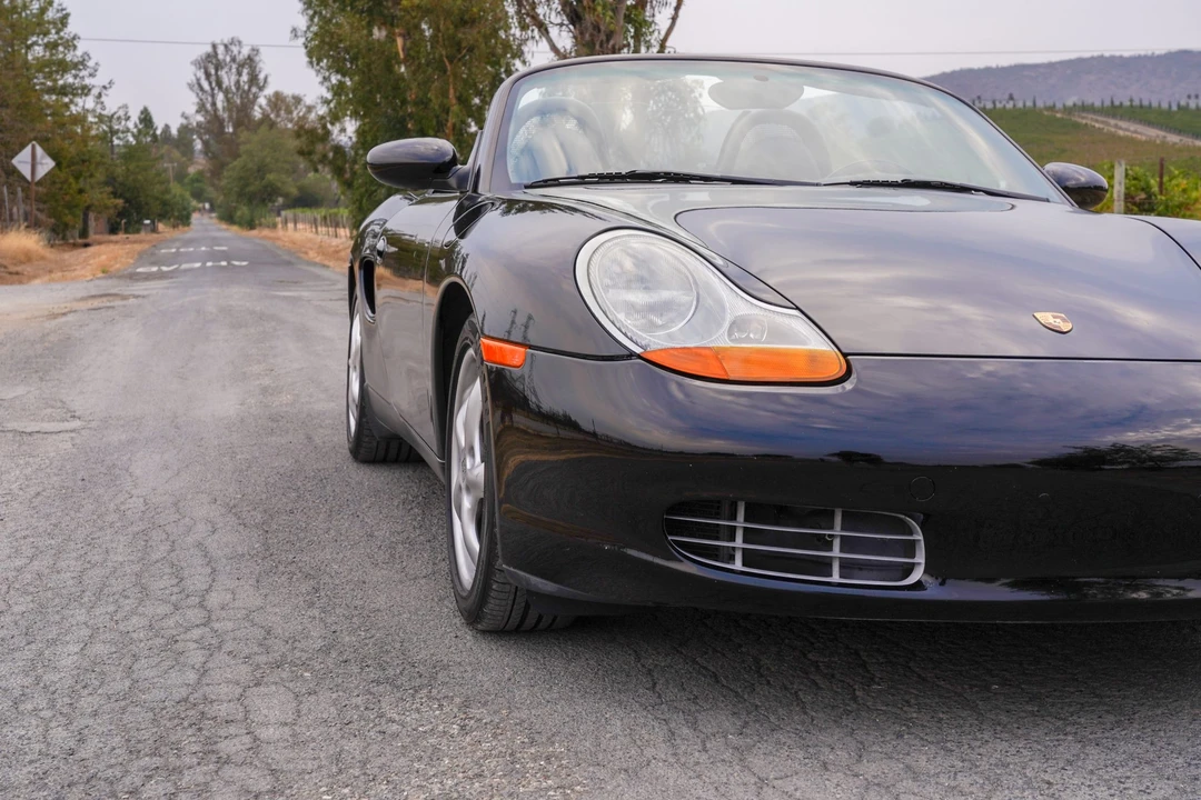 1998 Porsche 986 Boxster - Image 24 of 31