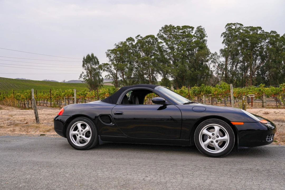 1998 Porsche 986 Boxster - Image 13 of 31