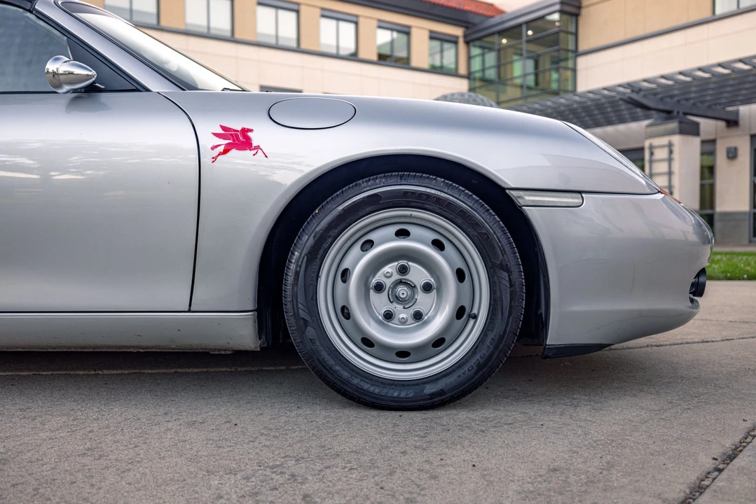1998 Porsche 986 Boxster - Image 18 of 31