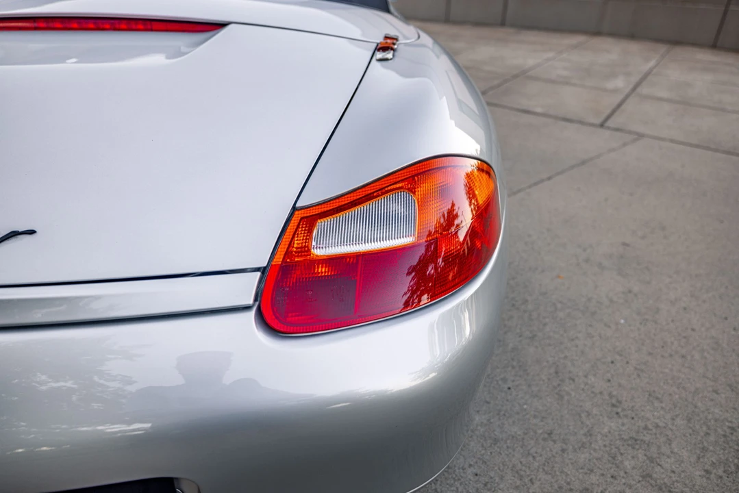 1998 Porsche 986 Boxster - Image 25 of 31