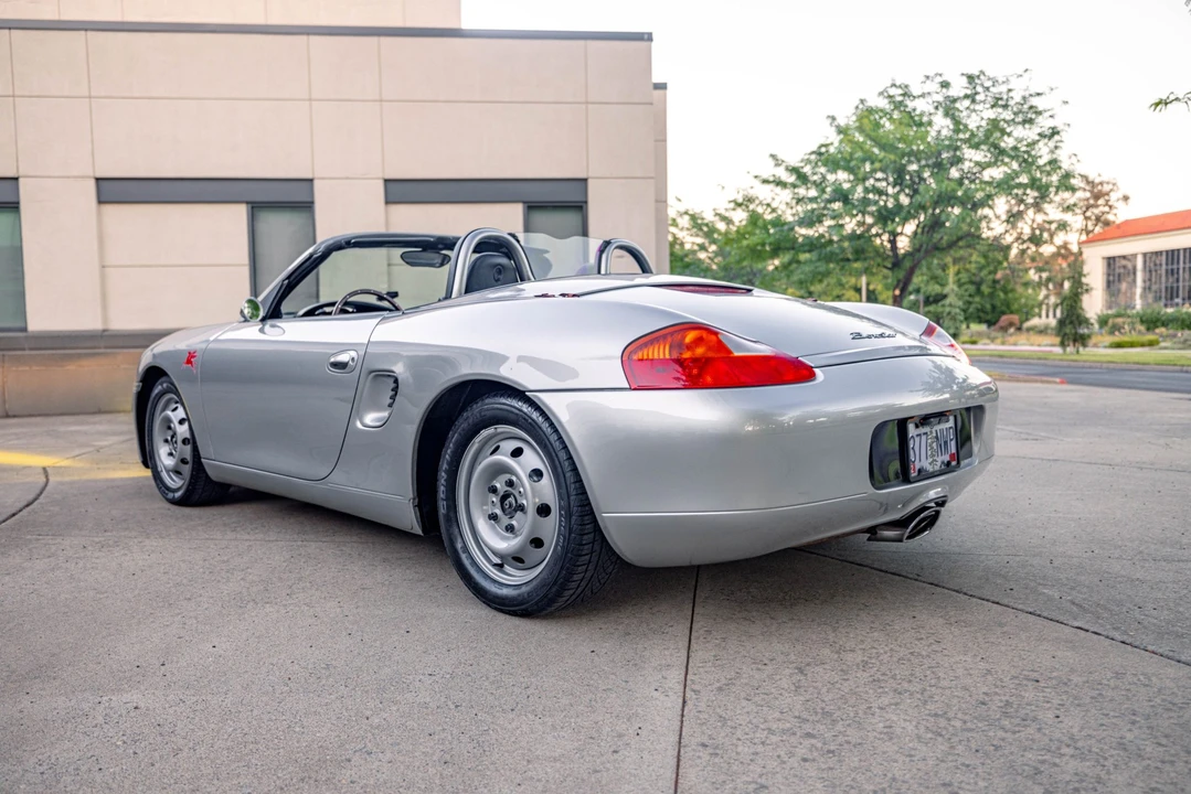 1998 Porsche 986 Boxster - Image 16 of 31