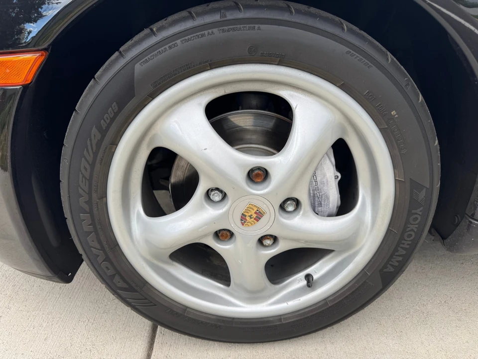 1998 Porsche 986 Boxster - Image 13 of 31