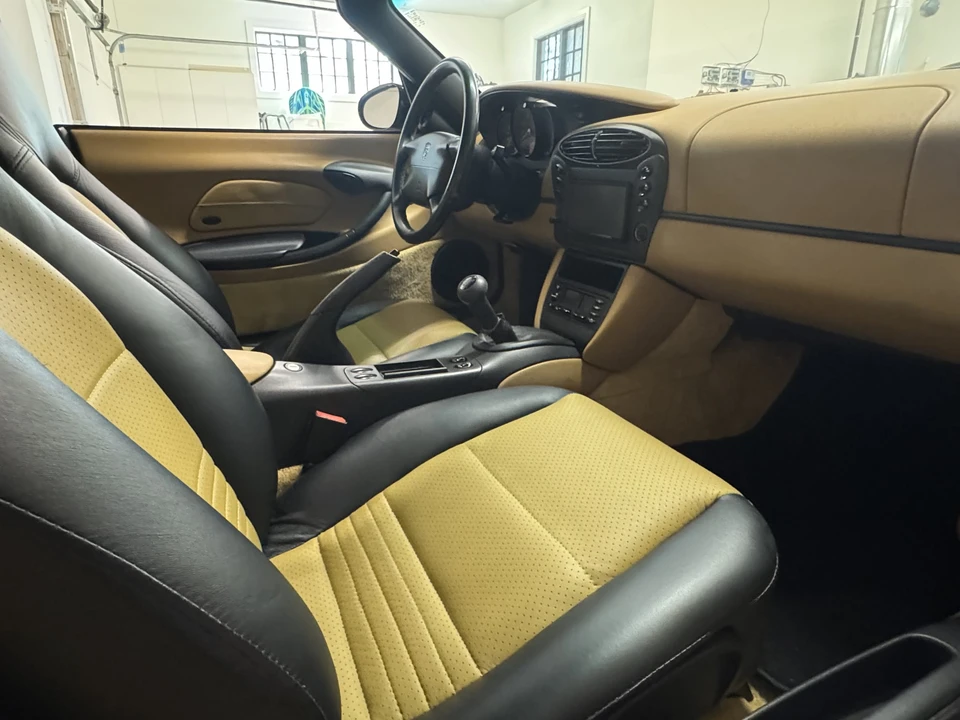 1998 Porsche 986 Boxster - Image 24 of 31