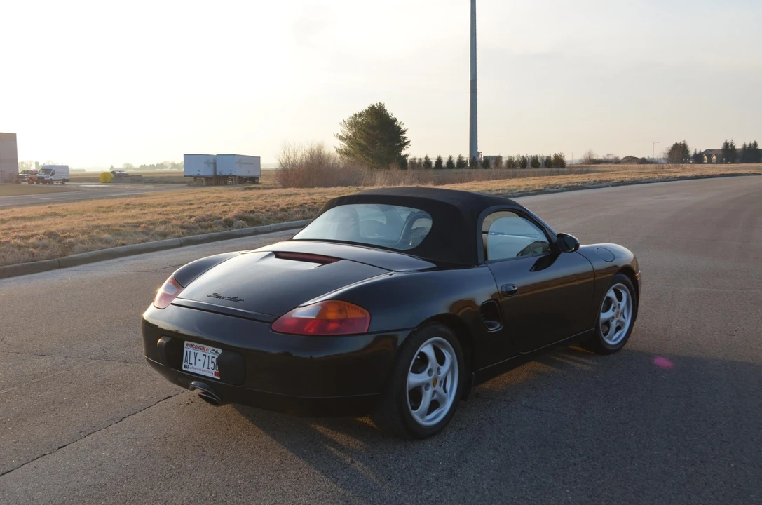 1998 Porsche 986 Boxster - Image 12 of 31