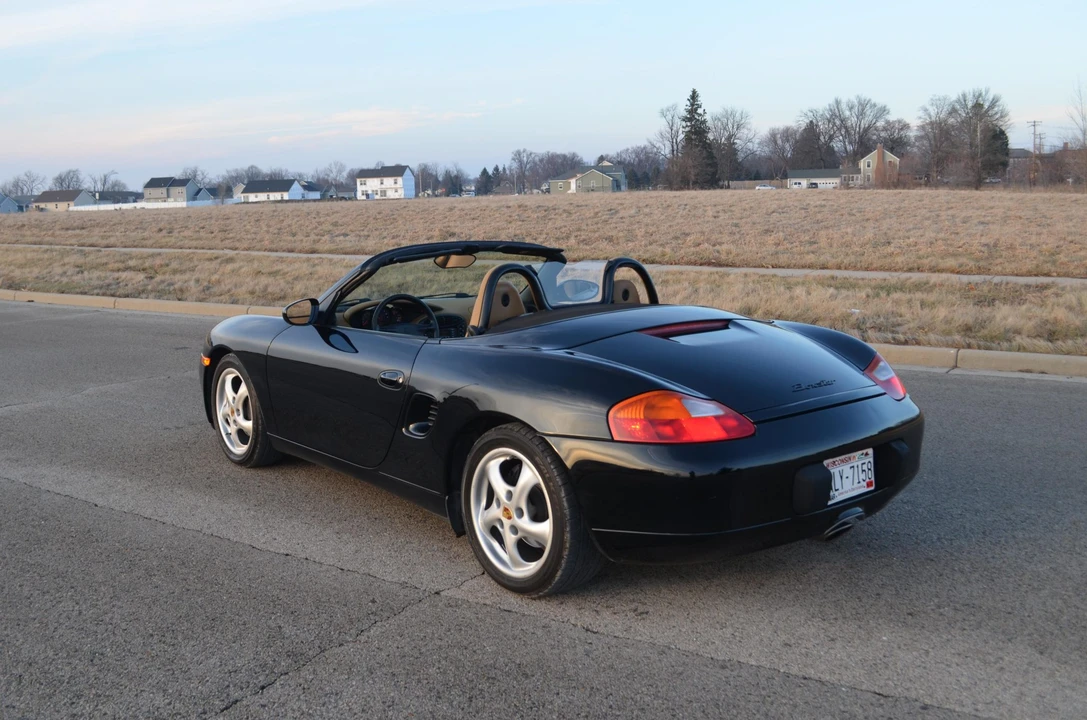 1998 Porsche 986 Boxster - Image 19 of 31