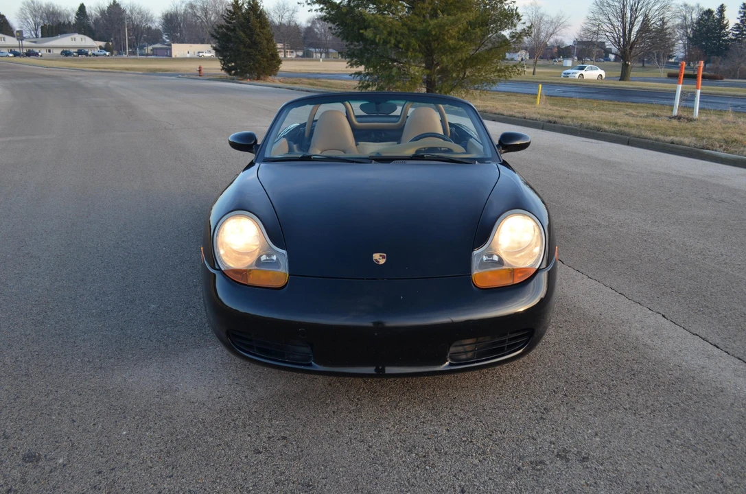 1998 Porsche 986 Boxster - Image 24 of 31