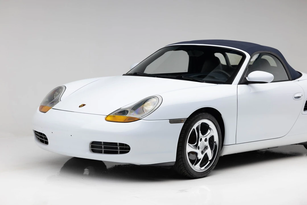 1998 Porsche 986 Boxster - Image 11 of 31