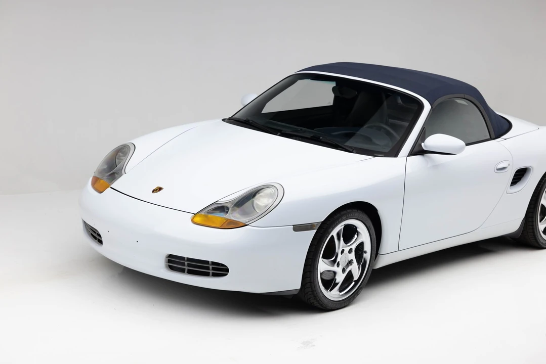 1998 Porsche 986 Boxster - Image 11 of 31