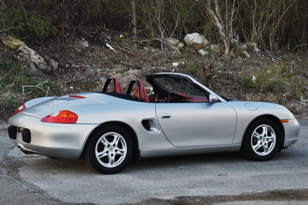 1998 Porsche 986 Boxster - Image 24 of 31