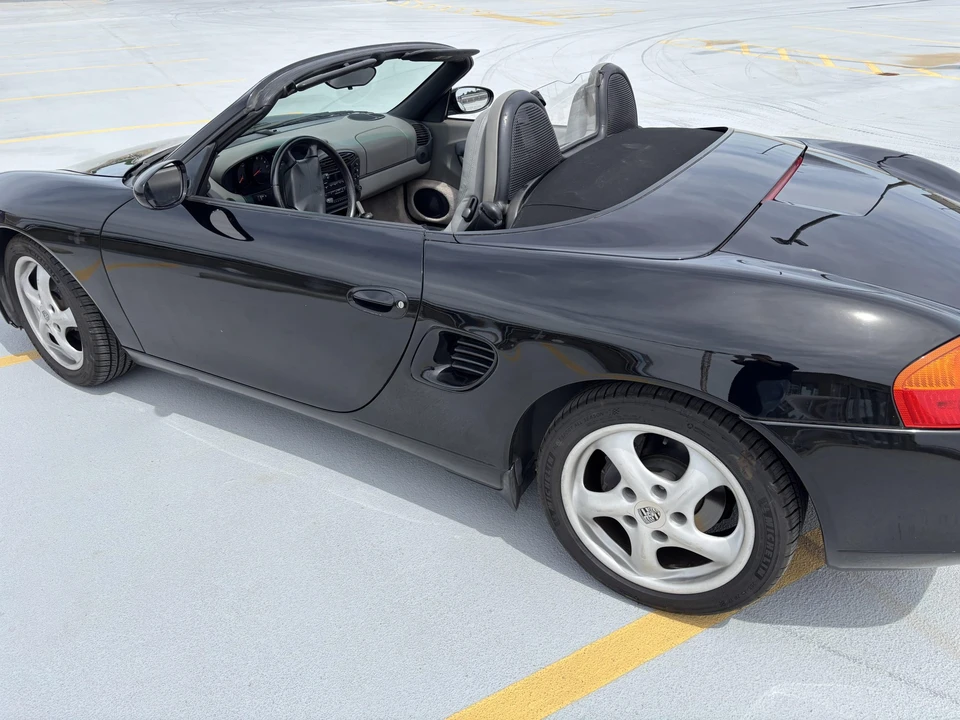 1998 Porsche 986 Boxster - Image 30 of 31