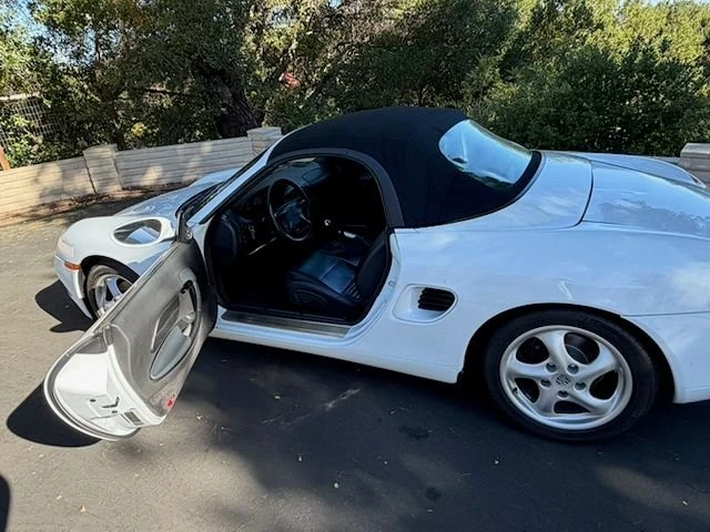 1999 Porsche 986 Boxster - Image 14 of 28