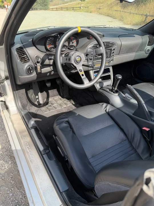 1998 Porsche 986 Boxster - Image 8 of 10