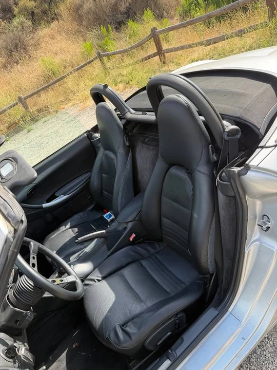 1998 Porsche 986 Boxster - Image 9 of 10
