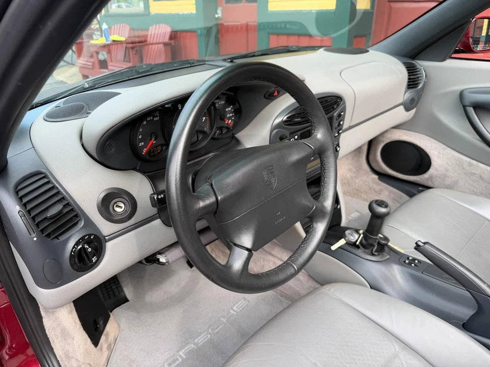 1998 Porsche 986 Boxster - Image 27 of 31