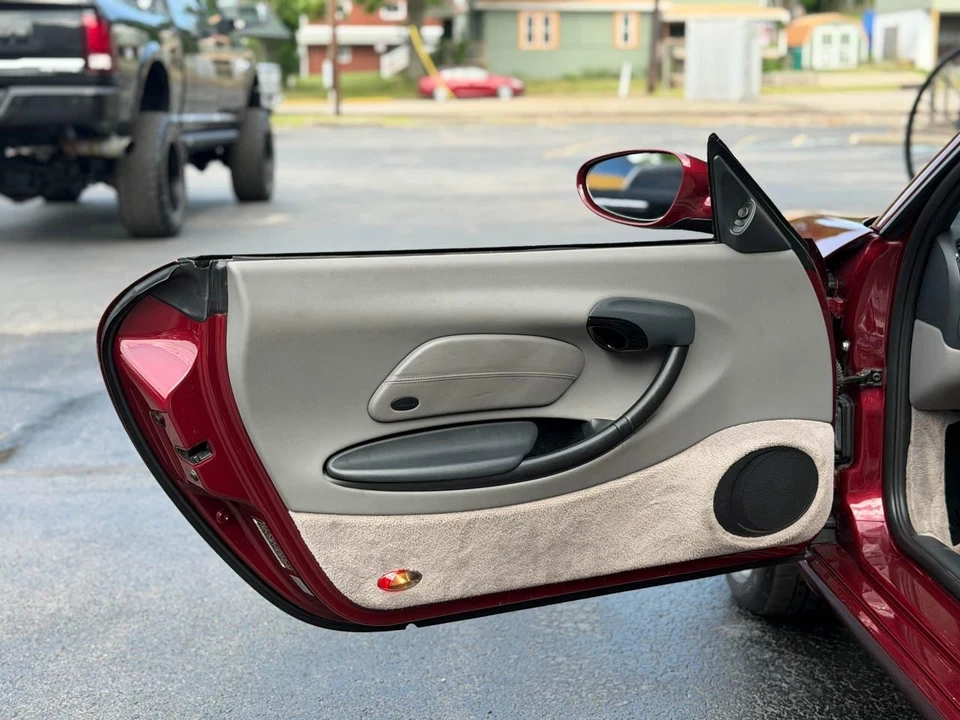 1998 Porsche 986 Boxster - Image 24 of 31