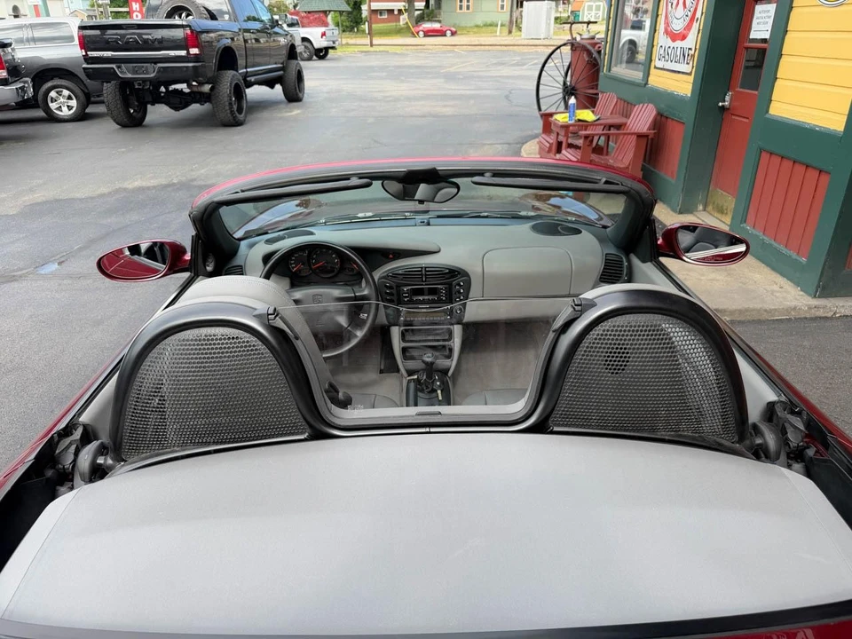 1998 Porsche 986 Boxster - Image 28 of 31