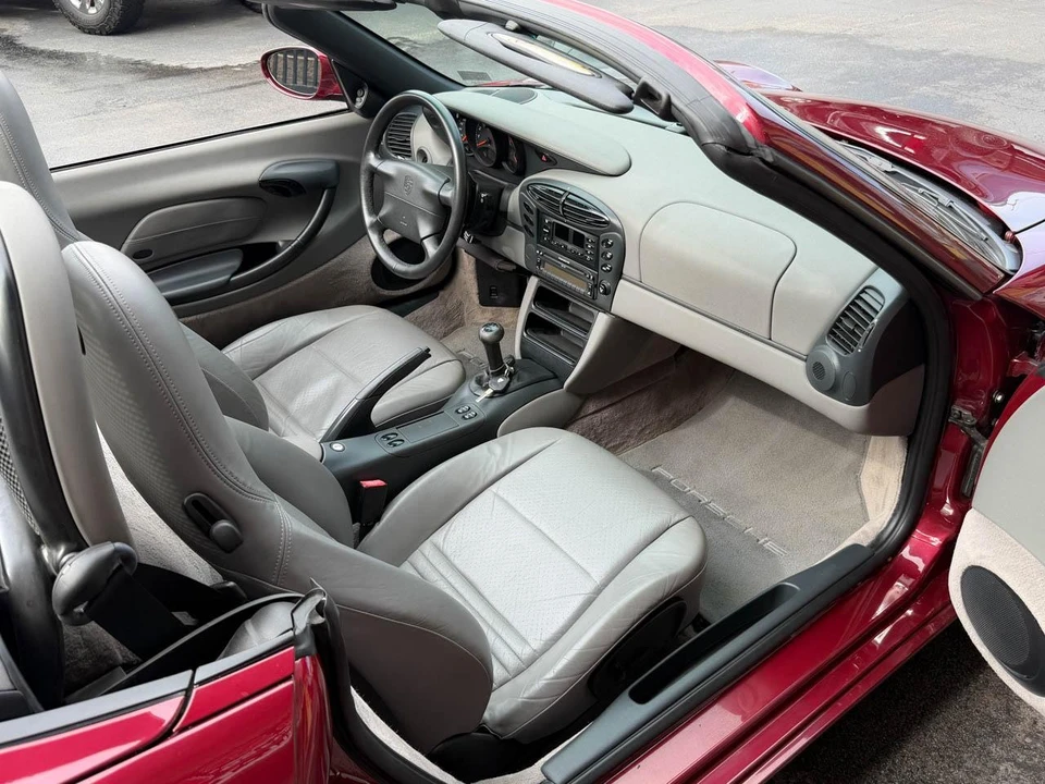 1998 Porsche 986 Boxster - Image 30 of 31