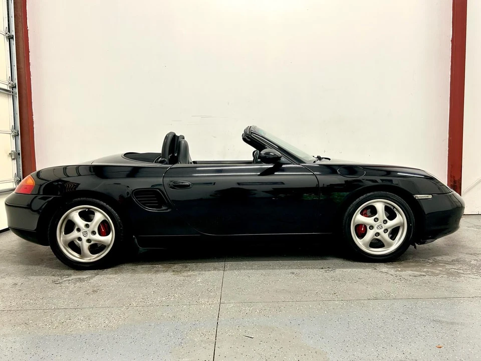 1998 Porsche 986 Boxster - Image 16 of 17