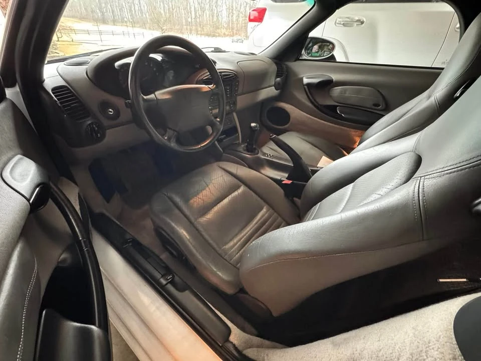 1998 Porsche 986 Boxster - Image 15 of 17