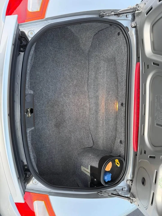 1998 Porsche 986 Boxster - Image 15 of 15