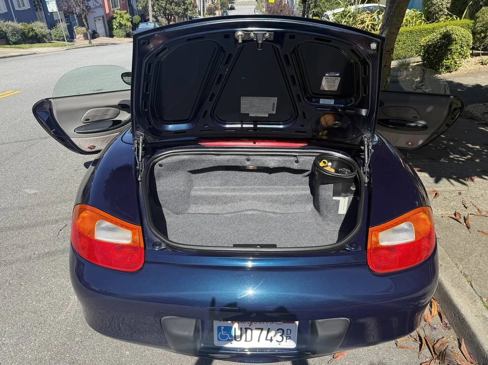 1998 Porsche 986 Boxster - Image 4 of 11