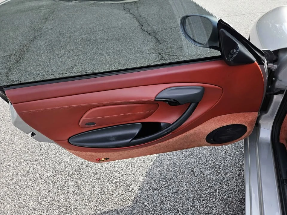 1998 Porsche 986 Boxster - Image 9 of 17