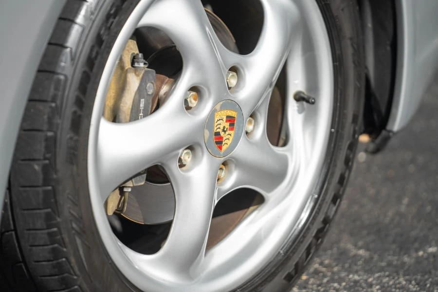 1998 Porsche 986 Boxster - Image 11 of 19