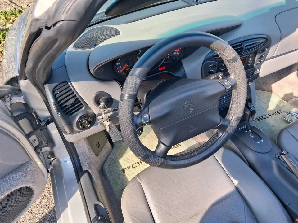 1998 Porsche 986 Boxster - Image 5 of 9