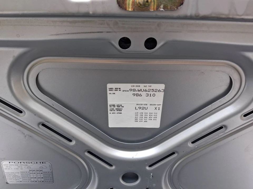 1998 Porsche 986 Boxster - Image 9 of 9