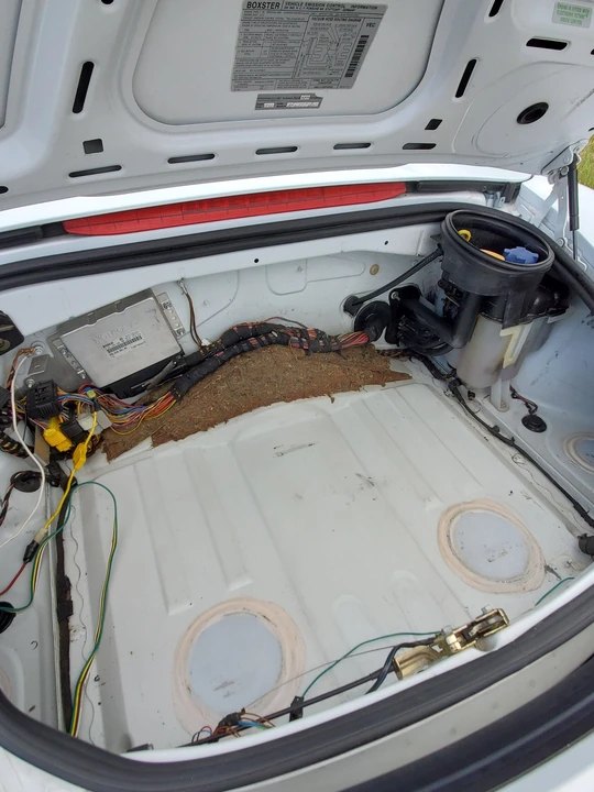 1998 Porsche 986 Boxster - Image 7 of 11