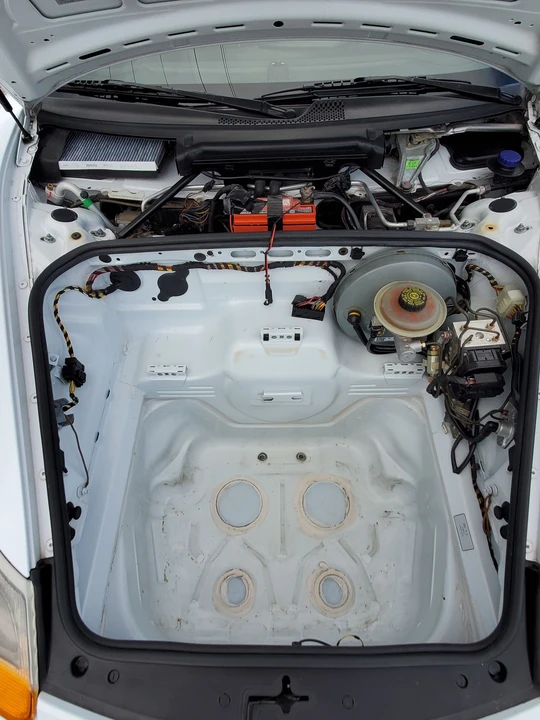 1998 Porsche 986 Boxster - Image 8 of 11