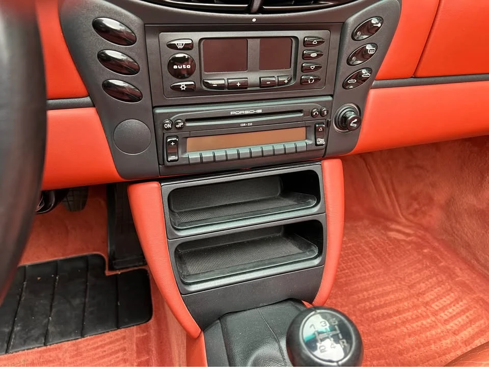 1998 Porsche 986 Boxster - Image 5 of 10