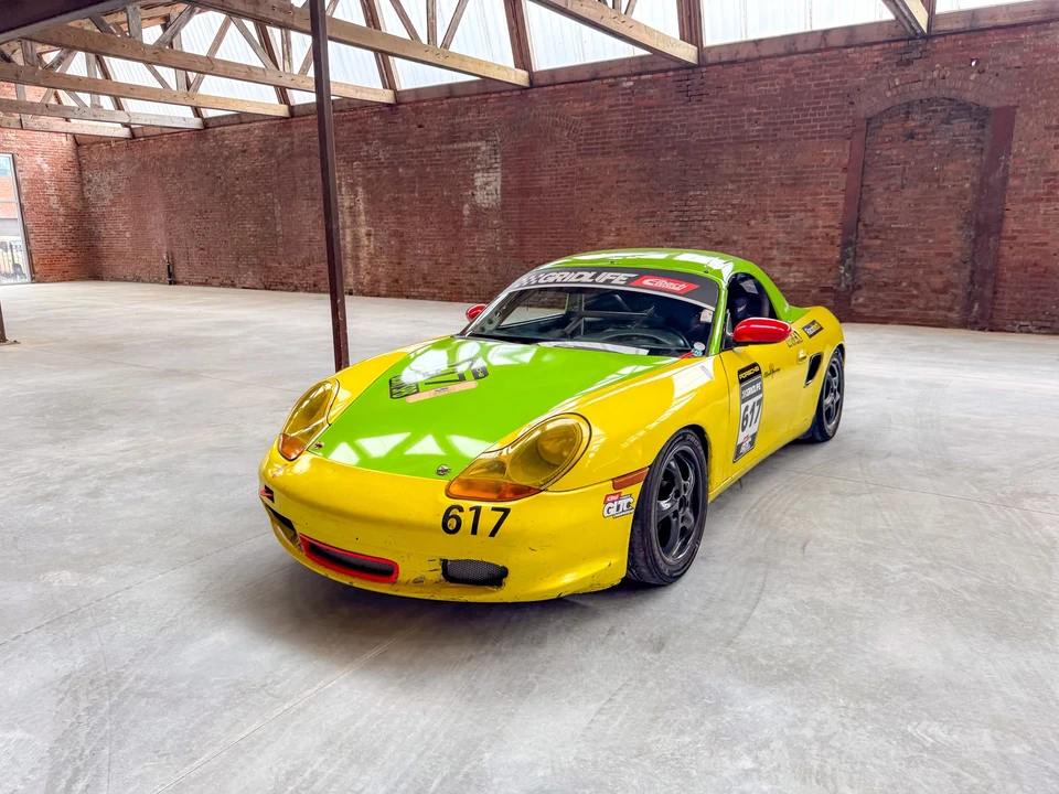 1998 Porsche 986 Boxster - Image 24 of 31