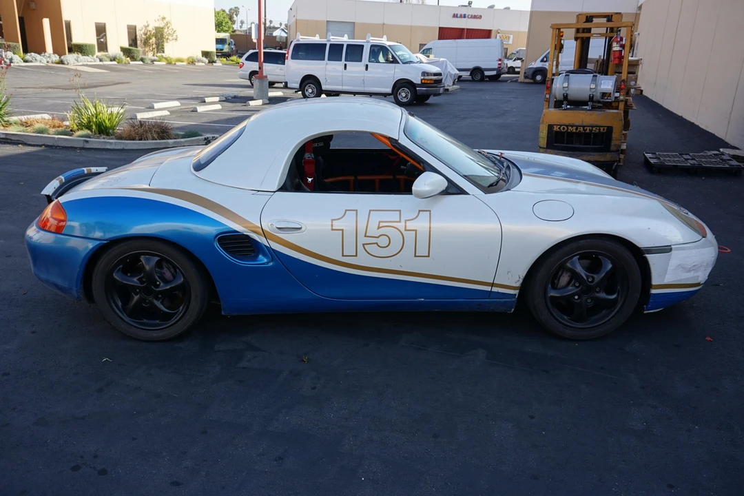 1998 Porsche 986 Boxster - Image 24 of 31