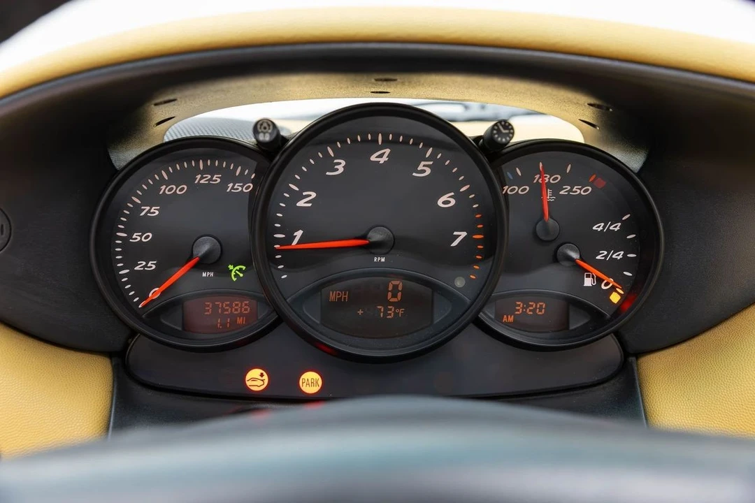 1998 Porsche 986 Boxster - Image 25 of 31
