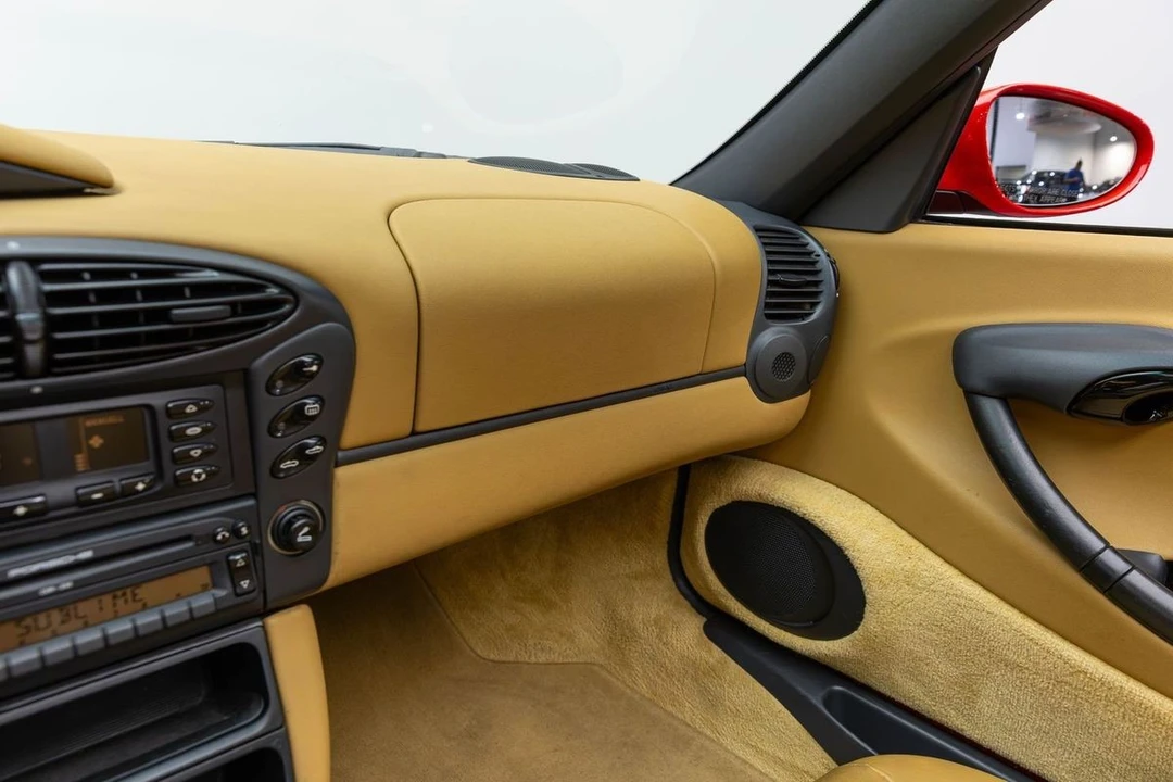 1998 Porsche 986 Boxster - Image 23 of 31