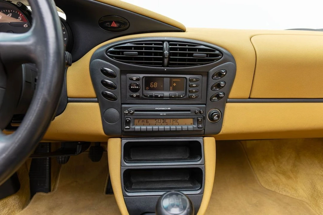 1998 Porsche 986 Boxster - Image 22 of 31