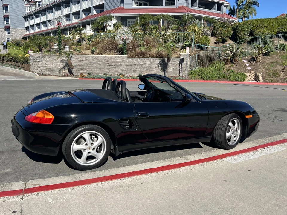 1998 Porsche 986 Boxster - Image 13 of 30