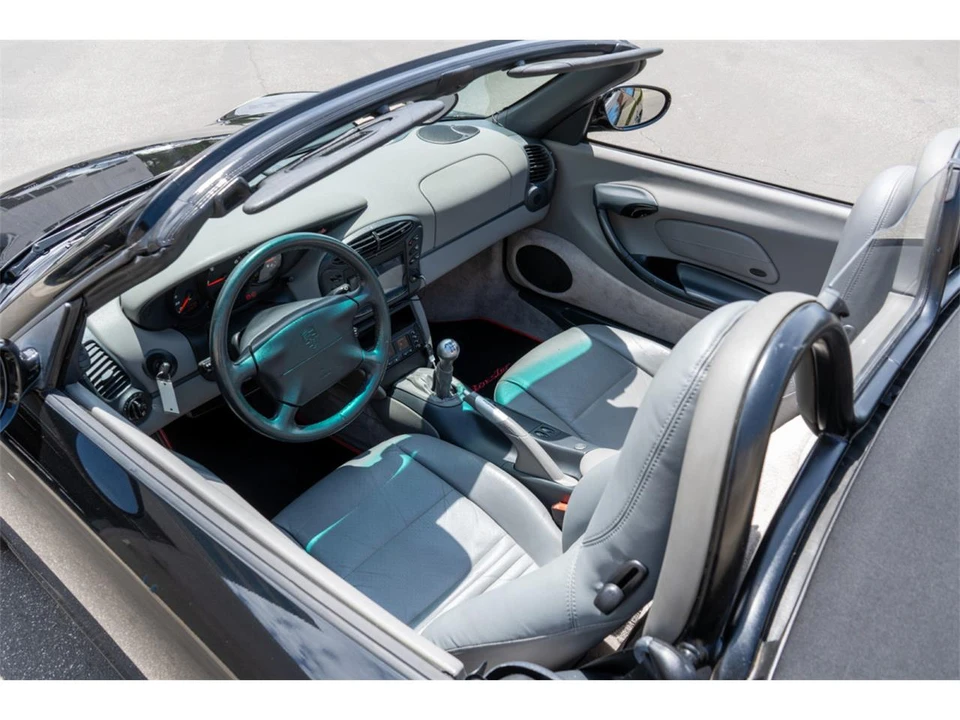 1998 Porsche 986 Boxster - Image 14 of 31