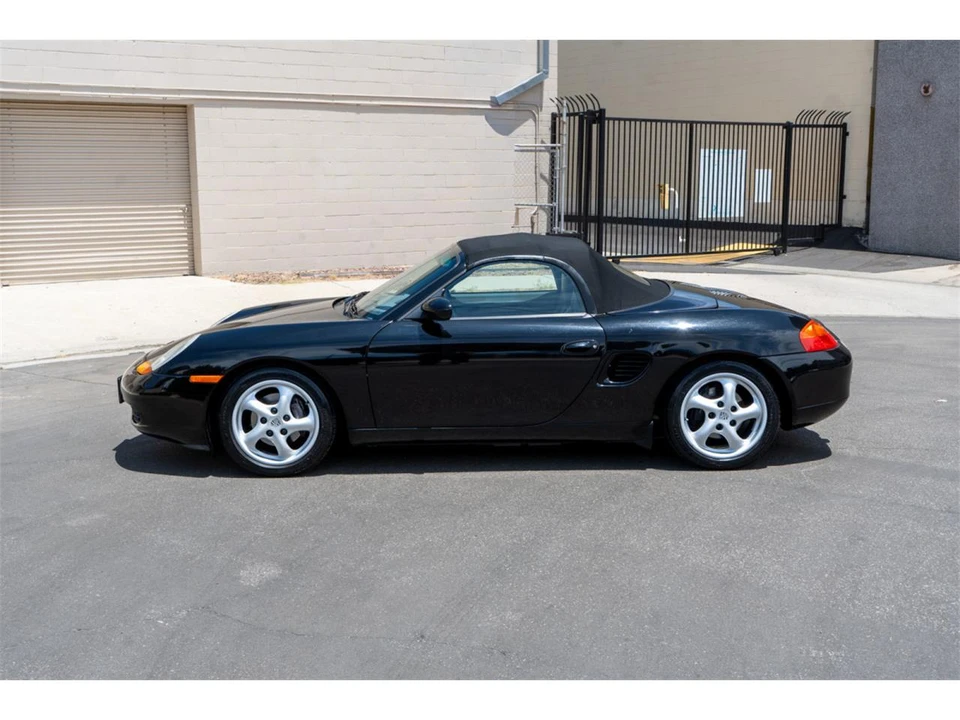1998 Porsche 986 Boxster - Image 6 of 31