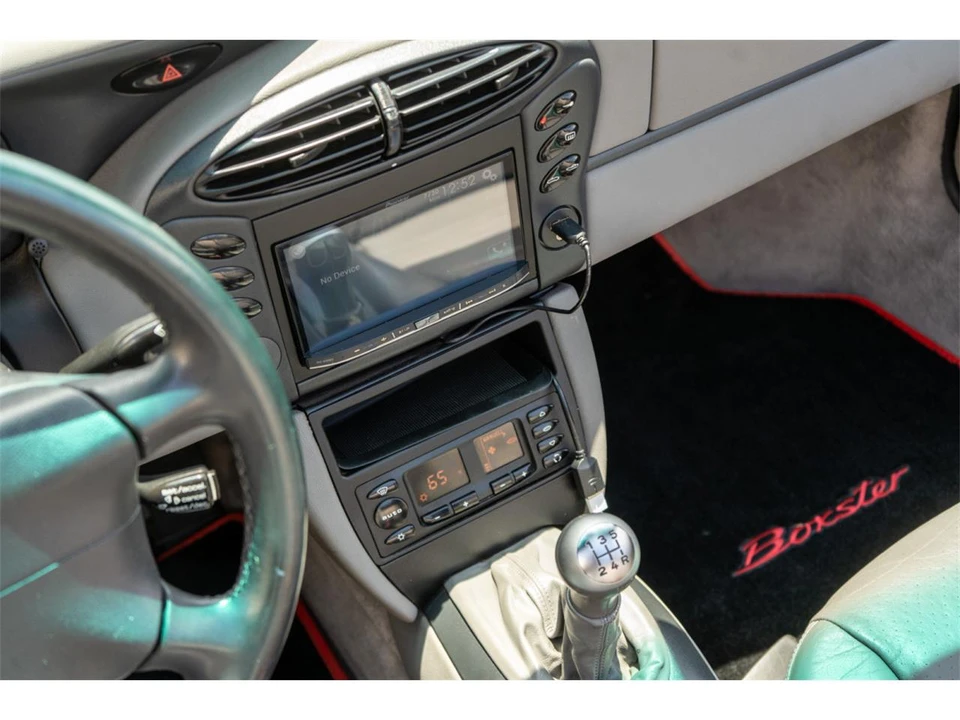 1998 Porsche 986 Boxster - Image 18 of 31