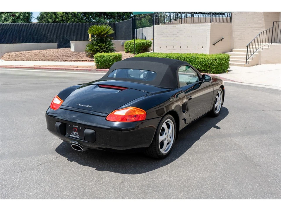 1998 Porsche 986 Boxster - Image 9 of 31