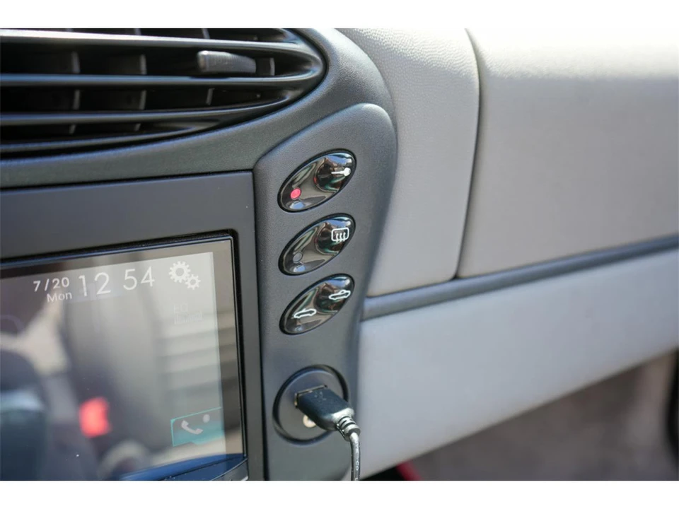 1998 Porsche 986 Boxster - Image 23 of 31